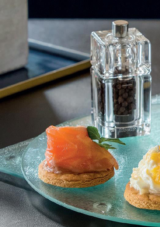 COMO PEPPER MILL ACRYLIC 9 CM